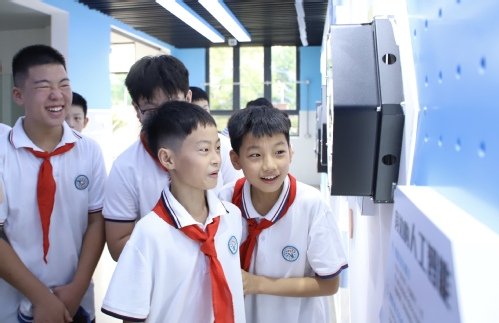 秉行“崇尚科学
